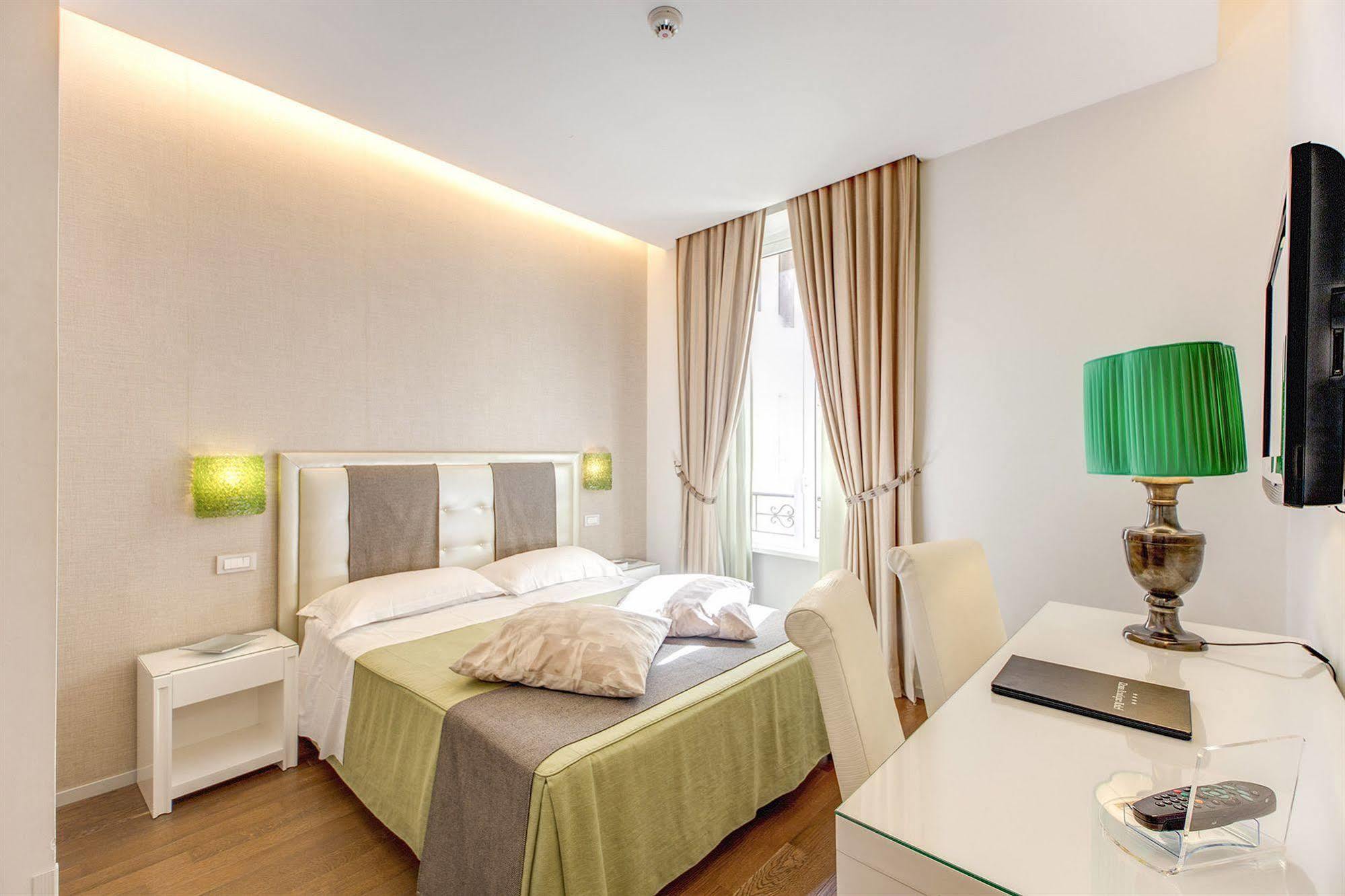 Boutique 4* Roma